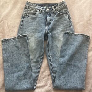 Silver Jeans. W27/L31